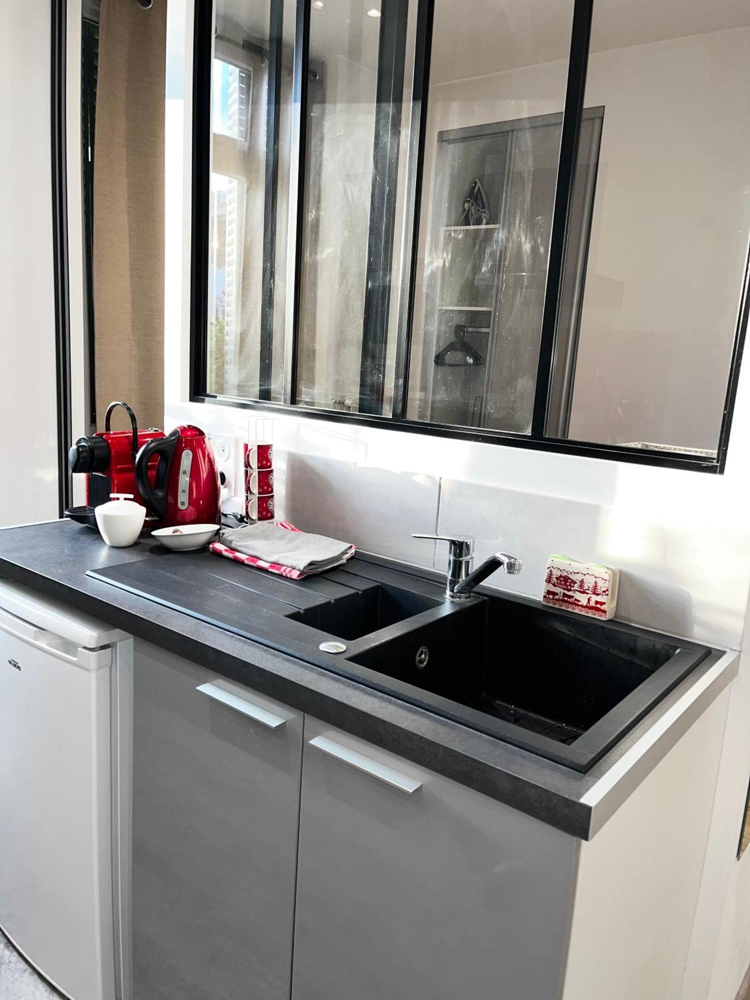 Studio tout équipé avec chambre indépendante Aix-les-Bains Chambre photo